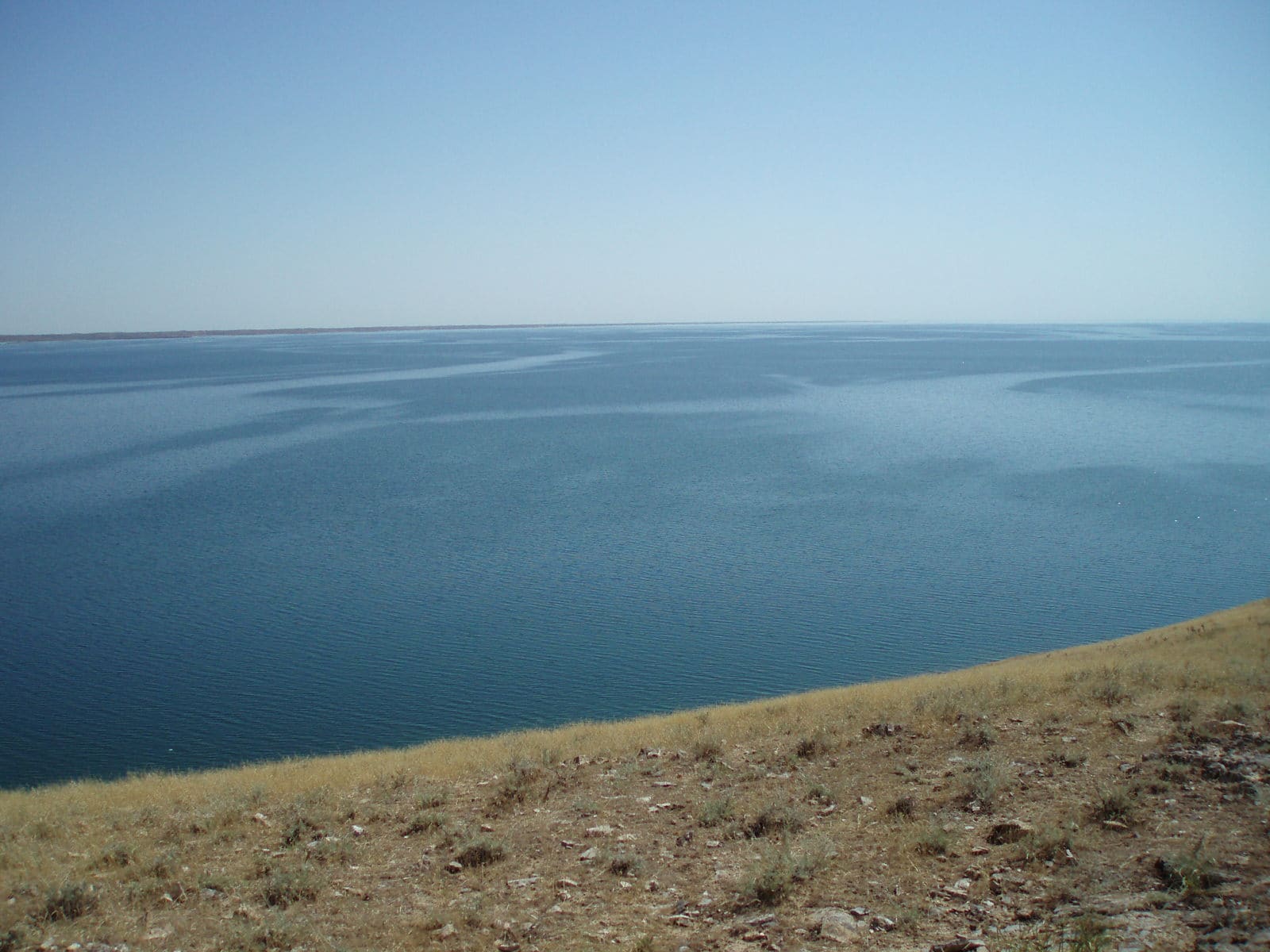 Aydarkul Lake
